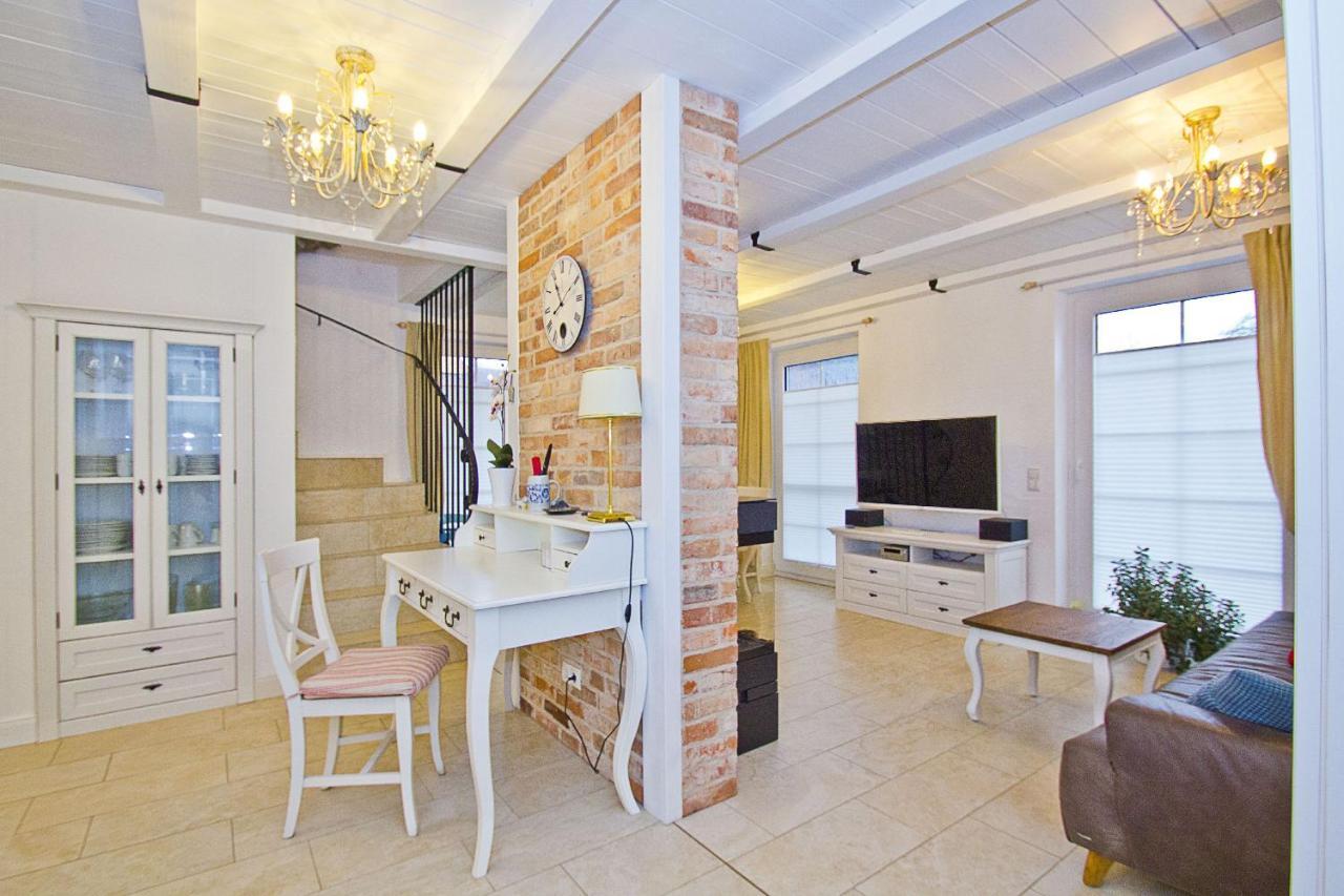 Ferienhaus Min Huesung Haus - Terrasse, Garten غيجير المظهر الخارجي الصورة